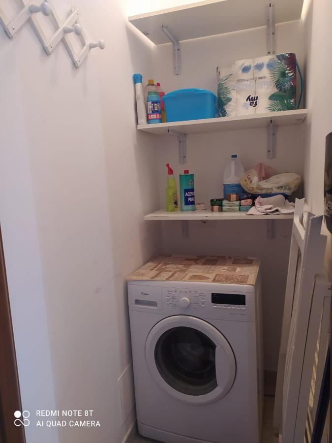 Casa Vacanza Indaco 菲乌米奇诺 外观 照片
