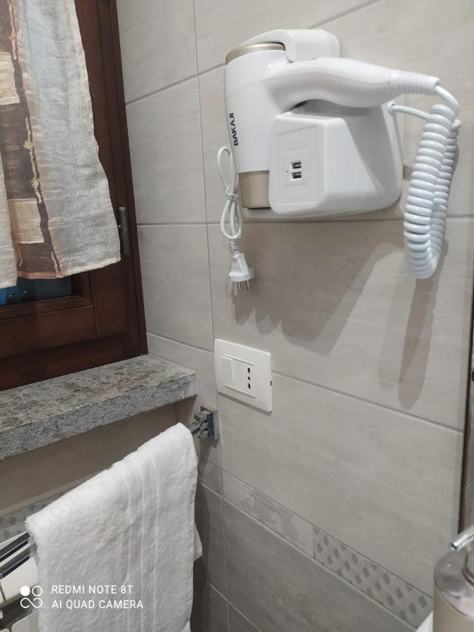 Casa Vacanza Indaco 菲乌米奇诺 外观 照片